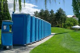 Best Deluxe Portable Toilet Rental  in Garfield, TX