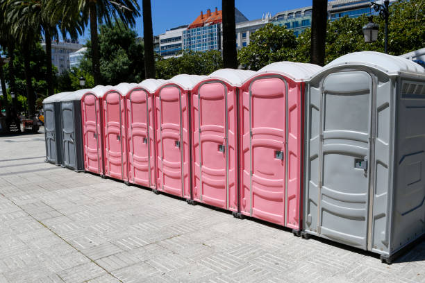 Best Standard Portable Toilet Rental  in Garfield, TX